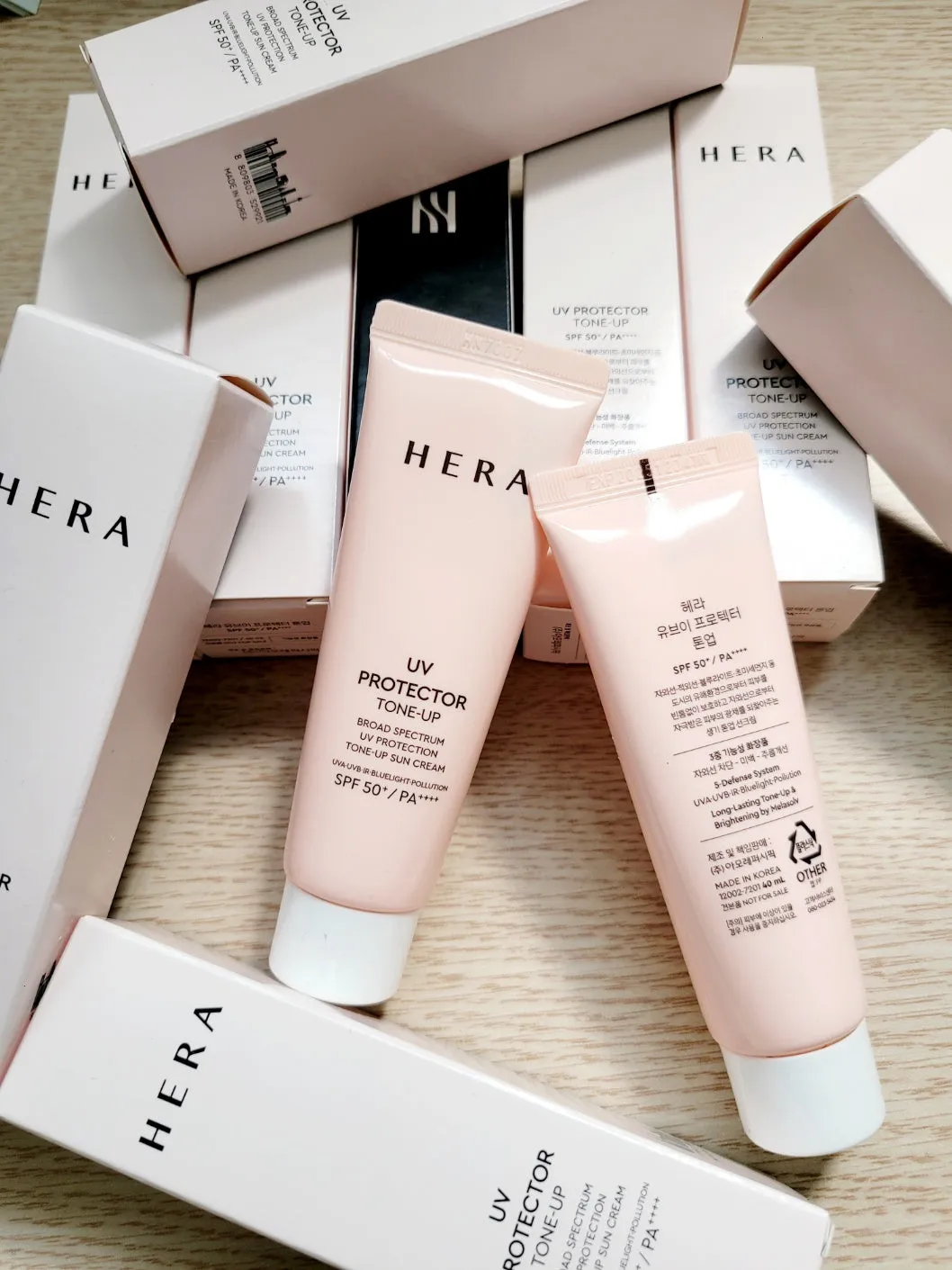 [genuine product]Made in Korea HERA UV PROTECTOR TONE-UP CREAM SPF 50 /PA     (40mlx5EA)(free shipping)